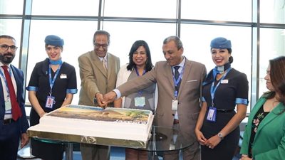 مطار سفنكس الدولى يستقبل أولى رحلات شركة طيران الجزيرة القادمة من الكويت