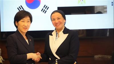 وزيرة البيئة تبحث مع نظيرتها الكورية تعزيز الاستثمارات الكورية في مصر 