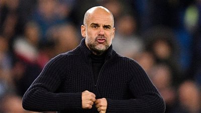 شاهد.. جولة جوارديولا في معبد الكرنك خلال رحلته السياحية بمصر