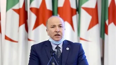 عاجل.. أبرز تصريحات رئيس الوزراء الجزائري في القمة العربية بجدة