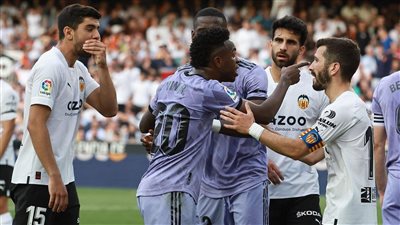 عاجل.. فينيسيوس يفتح النار على إسبانيا ويصفها بالبلد العنصري