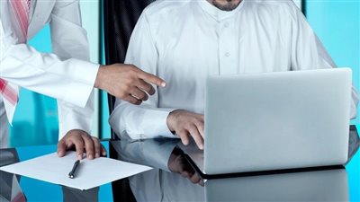 السعودية.. شروط تحديث بيانات عامل وزارة العمل