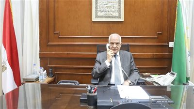 محافظ الجيزة يتواصل تليفونيا مع طلاب الشهادة الإعدادية بمستشفى 57357