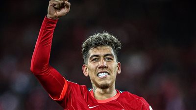 فيرمينيو يكشف كواليس جديدة حول ارتداء محمد صلاح لقميصه في ليفربول