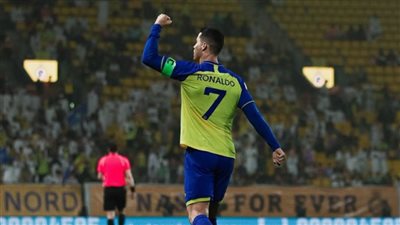 رونالدو يشتبك مع حارس الشباب.. فيديو