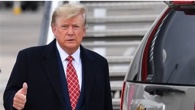 وسائل إعلام: تسجيل يكشف احتفاظ ترامب بوثيقة سرية عن إيران