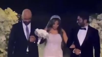 وصفتها بسمة بوسيل بـ«خرابة البيوت».. من هي هالة عمر؟