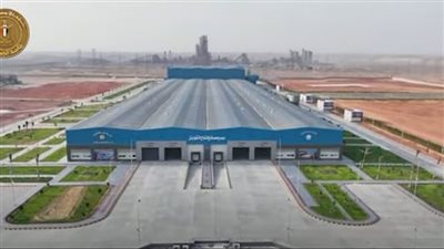 عاجل.. السيسي يقوم بجولة تفقدية بـ مجمع إنتاج الكوارتز