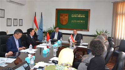  قنصوة يستقبل رئيس جامعة شنغهاي للدراسات الدولية