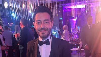 أحمد زاهر يزور الهلال الأحمر المصري