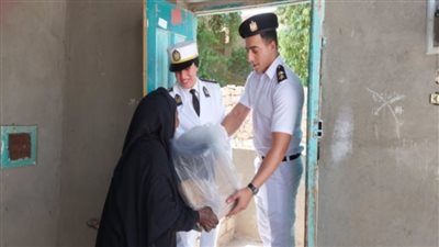 وزارة الداخلية توجه قافلة إنسانية وطبية بنطاق محافظتي أسوان والأقصر 