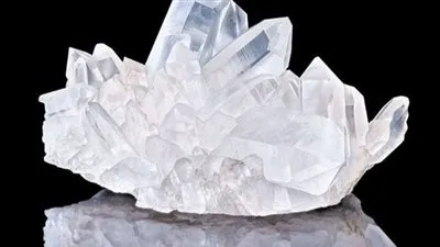 بعد افتتاح أول مصنع له في مصر.. ما هو الكوارتز وما استخداماته؟