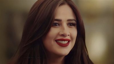 ياسمين عبد العزيز تتألق في أحدث ظهور لها (صورة)