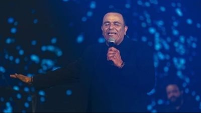 بعد الهجوم عليه بسبب حفل جدة.. عمرو أديب يدافع عن محمد فؤاد: 