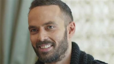 عمر حسن يوسف يهاجم بيومي فؤاد: 