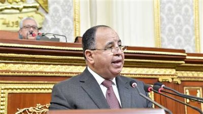 مساعد وزير المالية يكشف حقيقة ضريبة المغادرة وارتفاع أسعار القهوة وضرائب البن