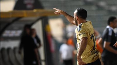 عاجل.. نجم الزمالك السابق يطالب بإيقاف “أفشة” مدي الحياة بسبب التحية النازية