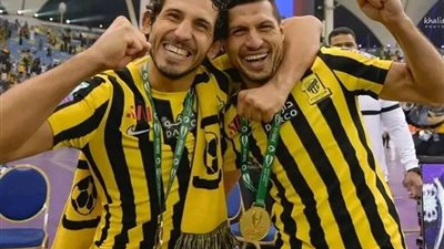 انفراد مصري بعلم سعودي.. تعرف على إنجازات المصريين في الدوري السعودي