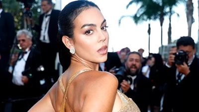 بعد تألقها في الليلة الافتتاحية بموسم الرياض.. جورجينا رودريجز تتصدر التريند 