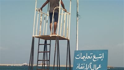 محافظ الإسكندرية: رفع الرايات الحمراء على الشواطئ لحماية الرواد من الغرق