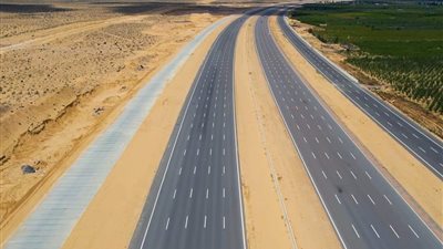 16 حارة مرورية.. تفاصيل تطوير طريق وادي النطرون العلمين بطول 135 كم