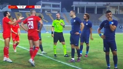 بعد طرده من مباراة فيوتشر.. تعليق ناري من مدير الكرة بنادي إنبي