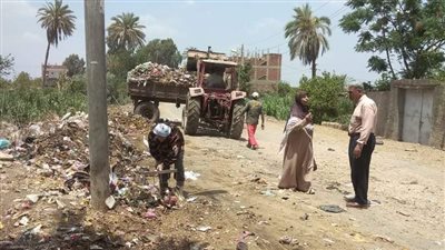 حملات نظافة وتمهيد مداخل قري ميت غمر في الدقهلية (صور)