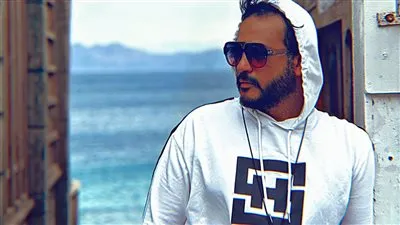 بهذة الطريقة.. إيساف يتألق بأحدث ظهور له