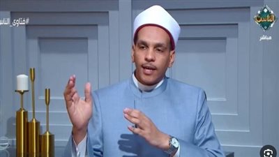 الكثير يجهل حكم البيع والشراء وقت صلاة الجمعة.. أمين الفتوى يكشف مفاجأة