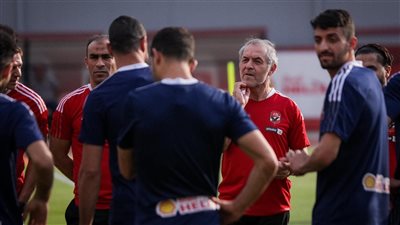 مفاجأة مدوية.. حقيقة خناقة كولر مع نجم الأهلي قبل مباراة الوداد المغربي 