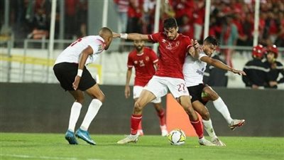 نجم الأهلي السابق: الهجمات المرتدة سلاح الوداد أمام الأحمر