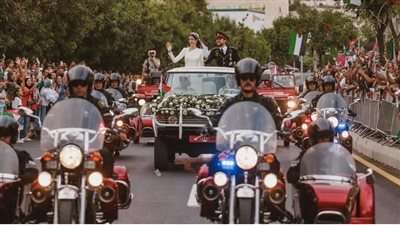 ماذا قال نجوم العرب عن حفل زفاف الأمير الحسين والأميرة رجوة؟