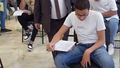 تعرف على حقيقة صورة طالب يغش بامتحانات الدلتا التكنولوجية