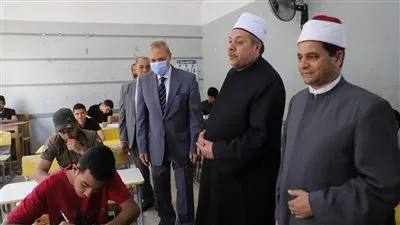 رئيس قطاع المعاهد الأزهرية ومحافظ القليوبية يتفقدان لجان الثانوية