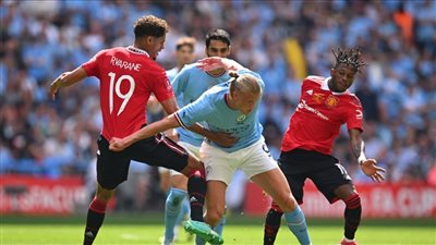 10 قنوات تنقل مباراة مانشستر يونايتد ضد مانشستر سيتي في البريميرليج