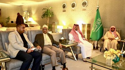 رئيس الشورى السعودى يعقد جلسة مباحثات نظيره الصومالي بالرياض