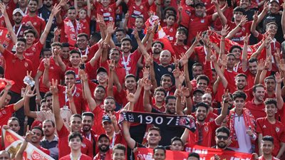 تشجيع خاص من جماهير الأهلي لـ الجهاز الفني بقيادة مارسيل كولر