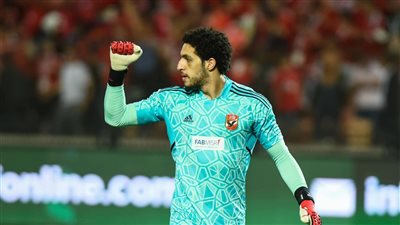 بعيدًا عن والده.. خالد الغندور يُعلق على مستوى مصطفى شوبير في نهائي إفريقيا