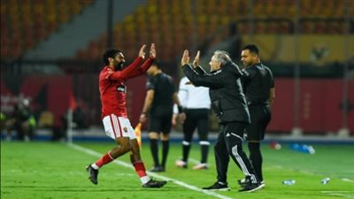 كولر VS الشحات.. صحف المغرب تفجر أزمة داخل الأهلي وتكشف سر الصدام