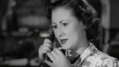 أشهر أم في السينما المصرية.. من هي عزيزة حلمي ؟