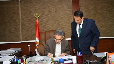 محافظ الغربية يعتمد نتيجة الإعدادية العامة بنسبة نجاح 77.62 % والمهنية بنسبة 66%