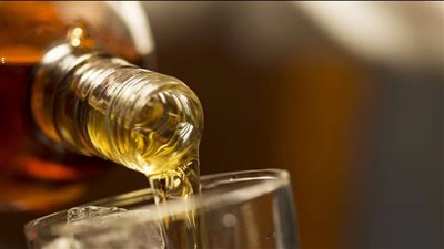 روسيا.. وفاة 29 شخصا جراء تناولهم كحولا مغشوشا