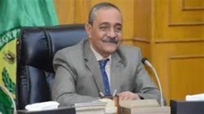 محافظ الإسماعيلية يعتمد درجات تنسيق القبول بالمدارس الثانوية لطلاب الشهادة الإعدادية 2024