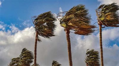 دعاء الرياح والعواصف.. الرسول أوصى بـ 3 أمور عندما اشتداد الرياح