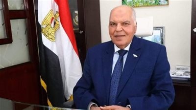 نقيب المعلمين يفتتح الدورة التدريبية الـ82 حول أساليب التفكير والدراسات المستقبلية 