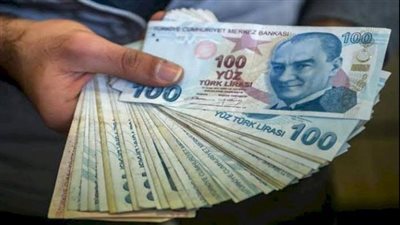البنوك الحكومية التركية تستأنف الدفاع عن الليرة