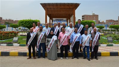 شركة مياه الشرب بالجيزة تكرم 20 عاملا مثاليا (صور)