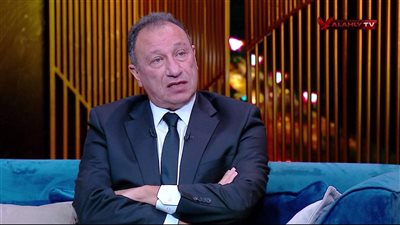 عاجل.. الخطيب يعد لاعبي الأهلي 