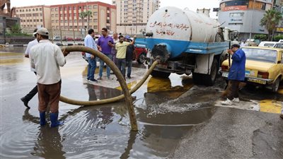 مياه الغربية: انتشار سيارات شفط المياه على مستوى المحافظة (صور)