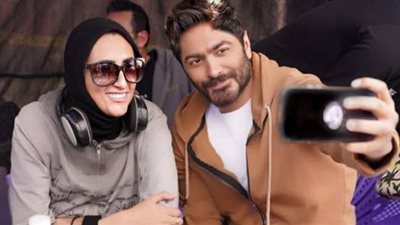 تامر حسني يشيد بأداء المخرجة سارة وفيق ويؤكد أن تاج بكوادر مصرية 100%